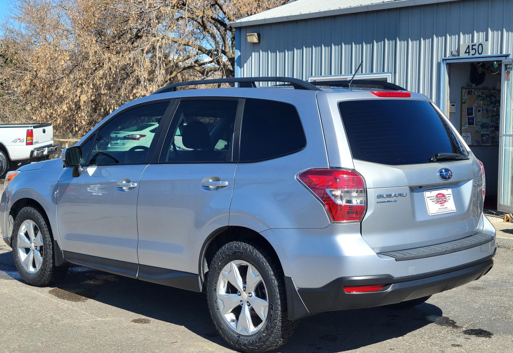 2015 Silver /Black Subaru Forester Premium (JF2SJADC3FH) with an 2.5L H4 engine, Automatic transmission, located at 450 N Russell, Missoula, MT, 59801, (406) 543-6600, 46.874496, -114.017433 - Photo #7